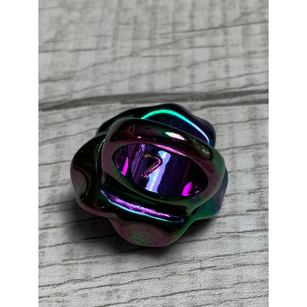 Iridescent Rose Cocktail Ring Oil Slick Rainbow Metallic Floral Size 7 3293